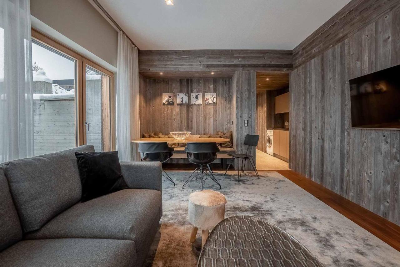 Apartment Going Triple A North